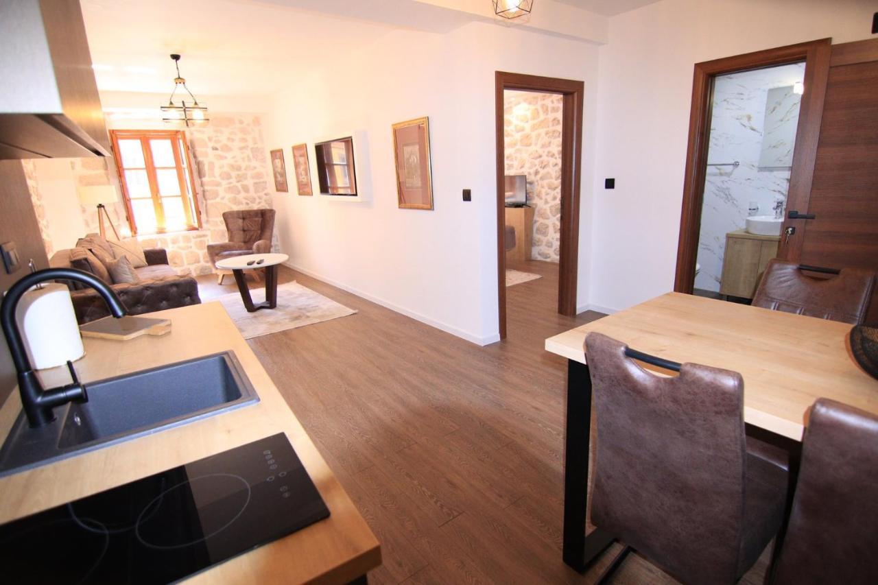 Apartmani Fantasia Cetinje Ngoại thất bức ảnh